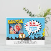 Boys Superhero Photo 1er anniversaire Invitation (Debout devant)