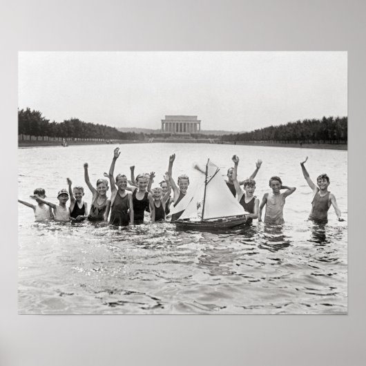 Boys Swimming, 1926.  foto Poster (Voorkant)