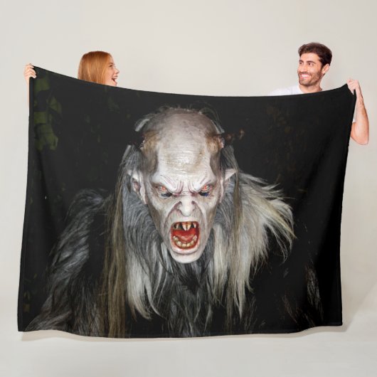 BOZE DEMON FLEECE DEKEN (In situ)