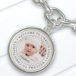 Bracelet Avec Breloques Baptême Simple Bienvenue au christianisme Photo<br><div class="desc">Ce design simple et classique est composé de typographie serif et d'ajouter une photo personnalisée. "Bienvenue au christianisme" tourne autour de la photo de votre bébé,  enfant,  etc</div>