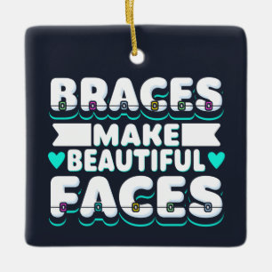 Braces maken prachtige gezichten voor tandheelkund keramisch ornament