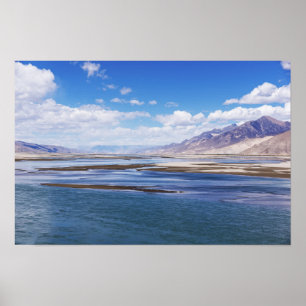 Brahmaputra rivier en berglandschap - Tibet Poster