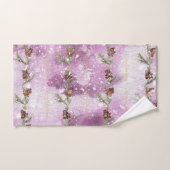 Branches De Fir Avec Cônes De Pin Sur Neige (Serviette à main)