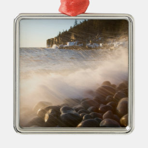 Brandingingsgolven spoelen over de kasseien in Mon Metalen Ornament
