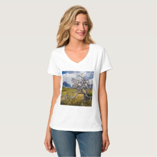 Brandstofboom, Torres del Paine, Chili T-shirt