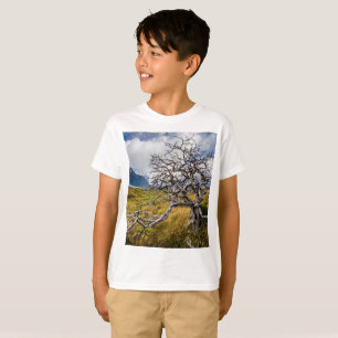 Brandstofboom, Torres del Paine, Chili T-shirt