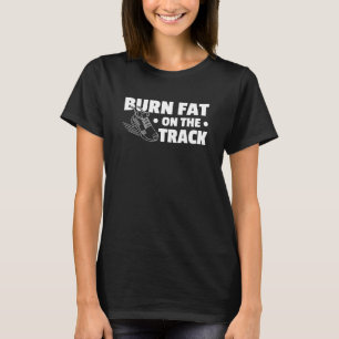 Brandstofvet op het spoor en in het veld t-shirt