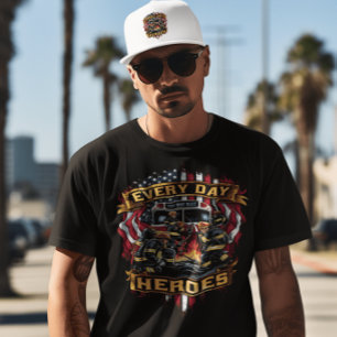 Brandweerlieden die brand bestrijden t-shirt