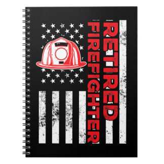 Brandweerman brandweerman in ruste brandweerman notitieboek