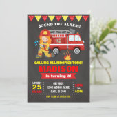 Brandweerman Verjaardag Uitnodiging Meisje schoolb (Staand voorkant)