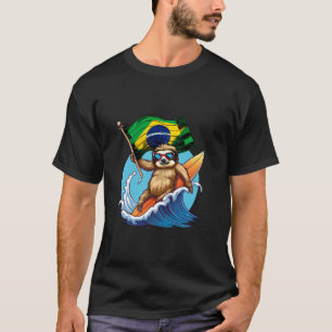 Braziliaanse Vlag Luiaard Surft op Braziliaanse Tr T-shirt