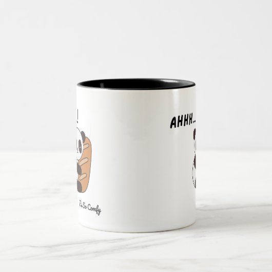 “Bread hugs & panda peace in every sip.” Tweekleurige Koffiemok (Center)