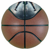 Breakdancer in actie, Ai, Actie in de Galaxy Basketbal (Rechts)