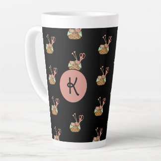 Breimandje Patroon Monogram Latte Mok