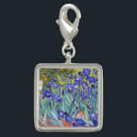 Breloque Avec Photo Vincent Van Gogh Irises Floral Vintage Fine Art<br><div class="desc">Vincent Van Gogh Blue Irises Floral Fine Art Irises est l'un des nombreux tableaux d'iris de l'artiste post-impressionniste néerlandais Vincent van Gogh. Comme beaucoup d'artistes de son époque, Van Gogh a été influencé par les estampes japonaises ukiyo-e. Les contours forts, les angles inhabituels, y compris les vues rapprochées, sont un...</div>