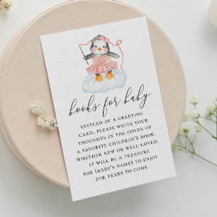 Breng een boek voor baby meisje. Schattig pinguïn  Informatiekaartje