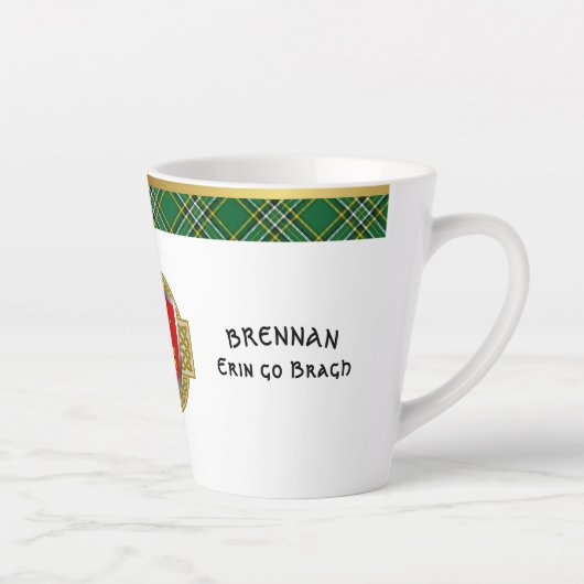 Brennan Irish Shield & Tartan gepersonaliseerd Latte Mok (Rechts)