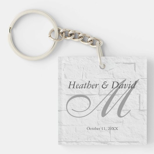 Brick Wall Kalligrafie Script Monogram Bruiloft Sleutelhanger (voorkant)