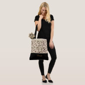 Bride Canvas tas Beige & Brown Scrolls (Op model)