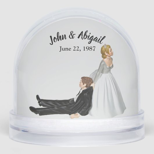 Bride Dragging the Reluctant Groom Sneeuwbol (Voorkant)