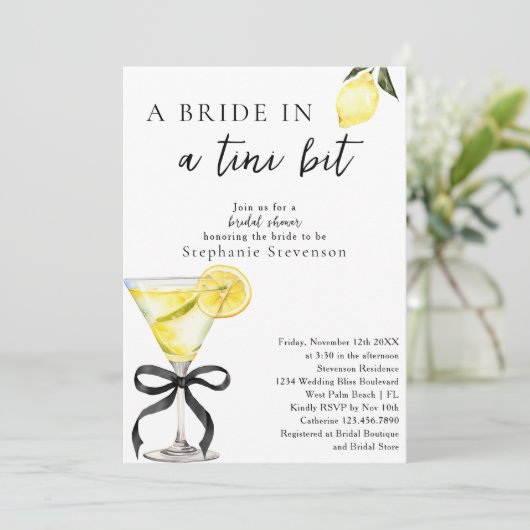 Bride In Tini Bit Lemon Drop Martini Vrijgezellenf Kaart (Staand voorkant)