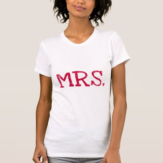 Bride Red Text Mrs. T-shirt (Voorkant)