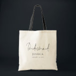 Bridesmaid Elegant Script Name Date Sac fourre-tou<br><div class="desc">Bridesmaid Elegant Script Name Date. Typographie de script moderne pour l'en-tête principal Bridesmaid et vous pouvez facilement personnaliser son nom et votre date mariage pour le rendre spécial.</div>