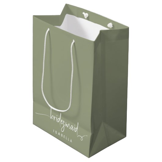 Bridesmaid Modern Minimalist Script Sage Green Medium Cadeauzakje (Voorkant Gekanteld)