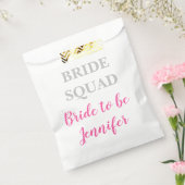 Bridesmaid Pink Custom Name Weddenschap Bacheloret Bedankzakje (Gezegeld)