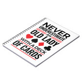 Bridge Player onderschat nooit oude Lady-kaarten Notitieboek (Linkerzijde)