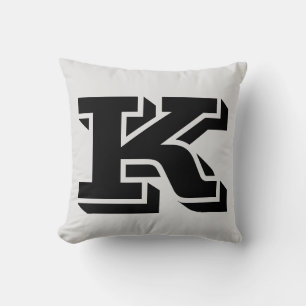 BRIEF K MONOGRAM PILLOW KUSSEN