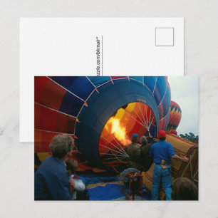Briefkaart - Het vullen van een Heet Lucht Ballon