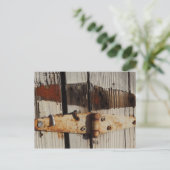 Briefkaart Rusty Hinge (Staand voorkant)