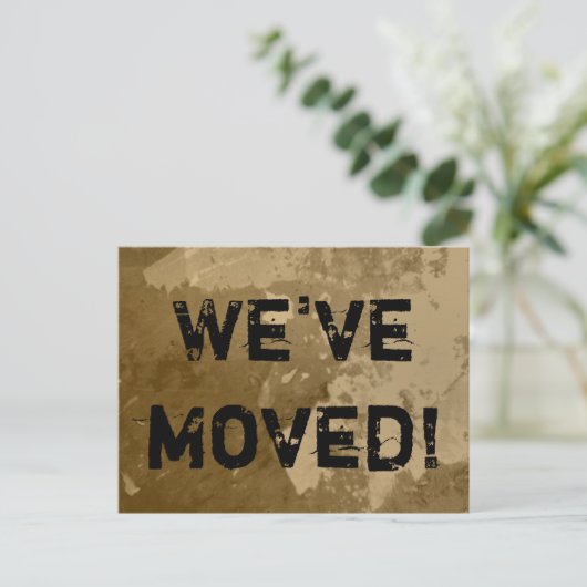 Briefkaarten verplaatsen met kartonnen doos in noo (Staand voorkant)