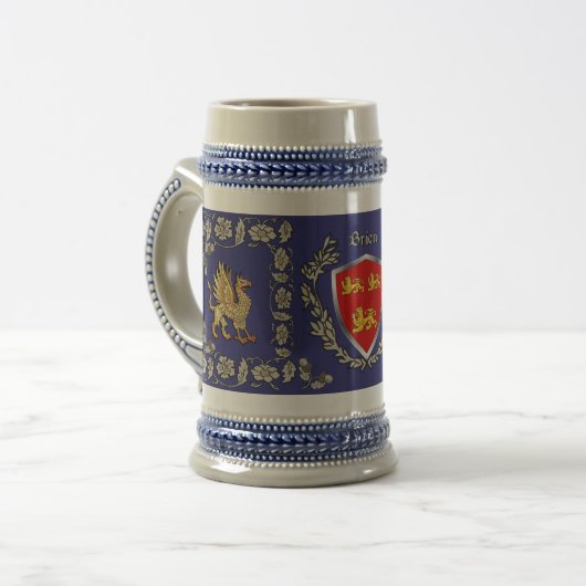 Brien/Bryan Irish Shield Griffin Stein Bierpul (Voorkant links)