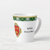 Brien Irish Shield & Tartan gepersonaliseerd Latte Mok (Rechterhoek)