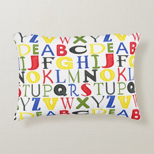 Brigadekleurige brieven van Megan Meagher Accent Kussen (Voorkant)