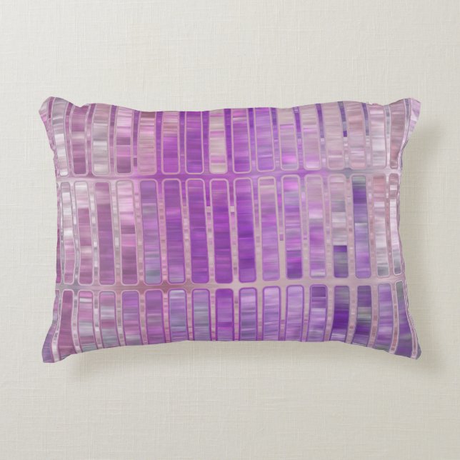 Bright abstract mosaic violet background with glos accent kussen (Voorkant)