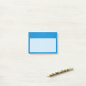 Bright Cerulean Blue met korrelige textuur Post-it® Notes (Op bureau)