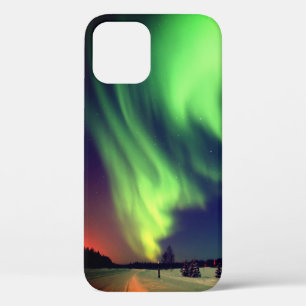 Bright Green Alaskan Northern Lights iPhone 12 Hoesje