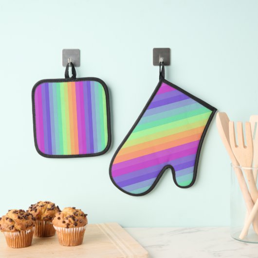 Bright Pastel Rainbow Stripe Ovenwant & Pannenlap Set (Insitu(Ophanging))