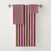 Bright Pink and Green Retro Stripe Modern (En situation)