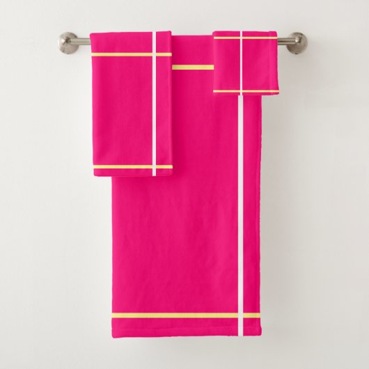 Bright Pink Yellow White Stripes Bad Handdoek (Insitu)