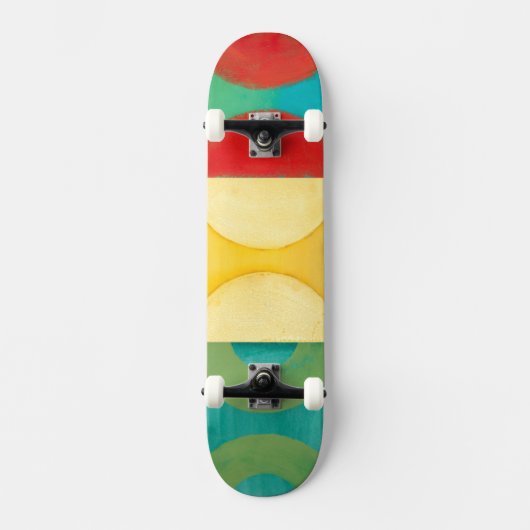 Bright Pop Art with Circles and Squares Skateboard (Voorkant)