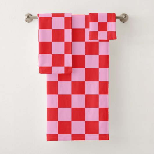 Bright Red and Light Pink Checkered Bad Handdoek (Insitu)