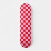 Bright Red and Light Pink Checkered Skateboard (Voorkant)