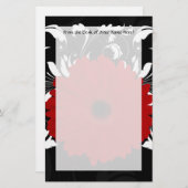 Bright Red Gerbera Daisy op zwart Briefpapier (Voorkant / Achterkant)