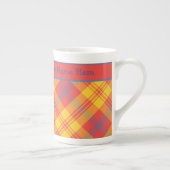 Bright Red Jaune et bleu Plaid Bone Chine Mug (Droite)