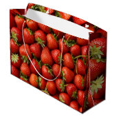 Bright Red Summer Strawberry Harvest Pattern Groot Cadeauzakje (Achterkant Gekanteld)