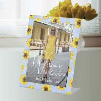 Bright Sunflowers Dusty Blue Bridal Shower Welcome Reclamebord Met Voetstuk